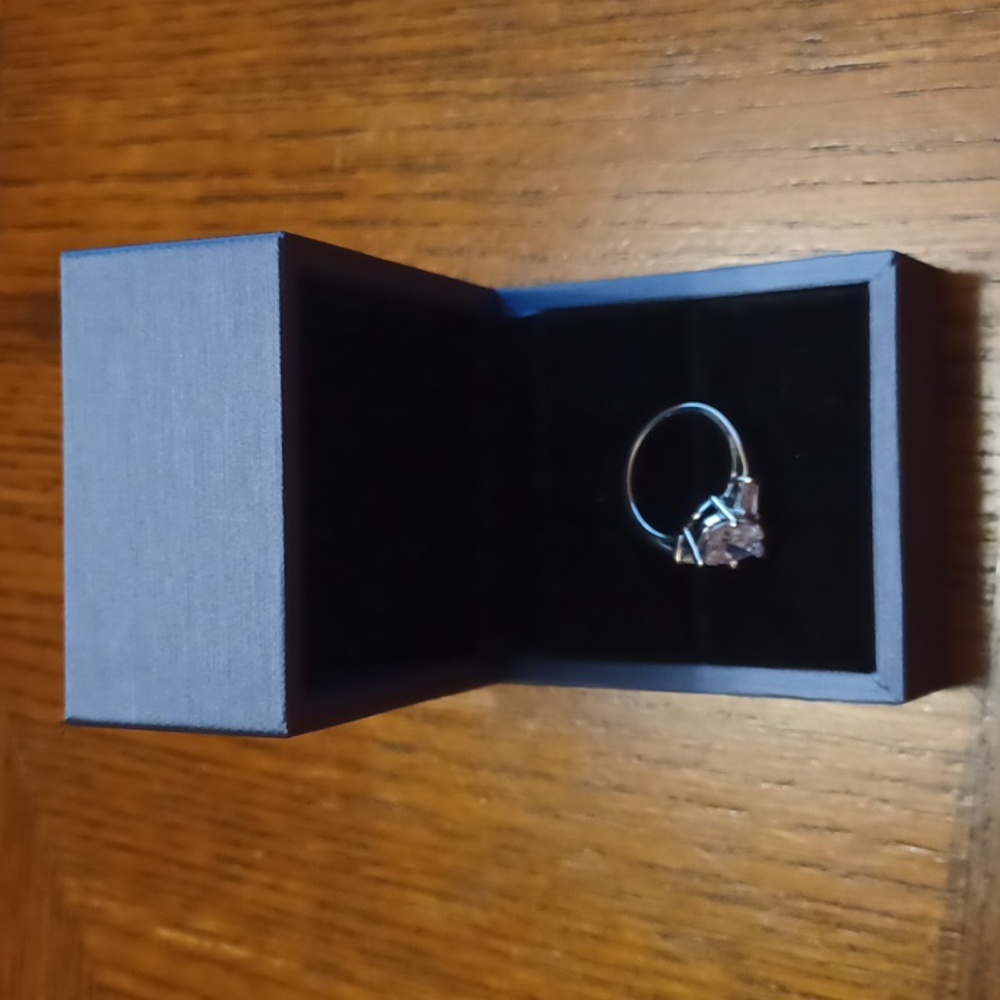 Ring - Picture 2 of 3